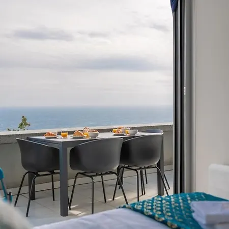Le Coq -splendide Vue -magnifique Piscine -parking Apartment *